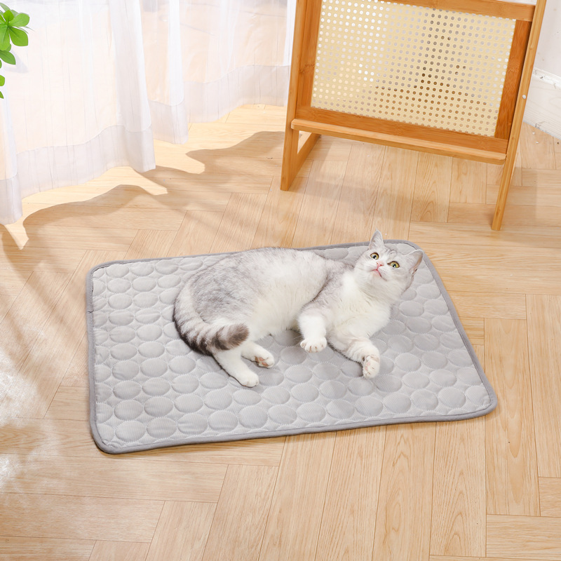 Mata chłodząca dla zwierząt do – Cooling Blanket Hot Sleepers recenzja i cena